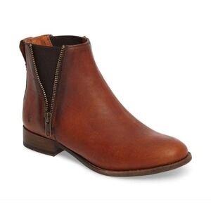 Frye Carly Zip Chelsea Cognac Brown Boots Womens Size 9